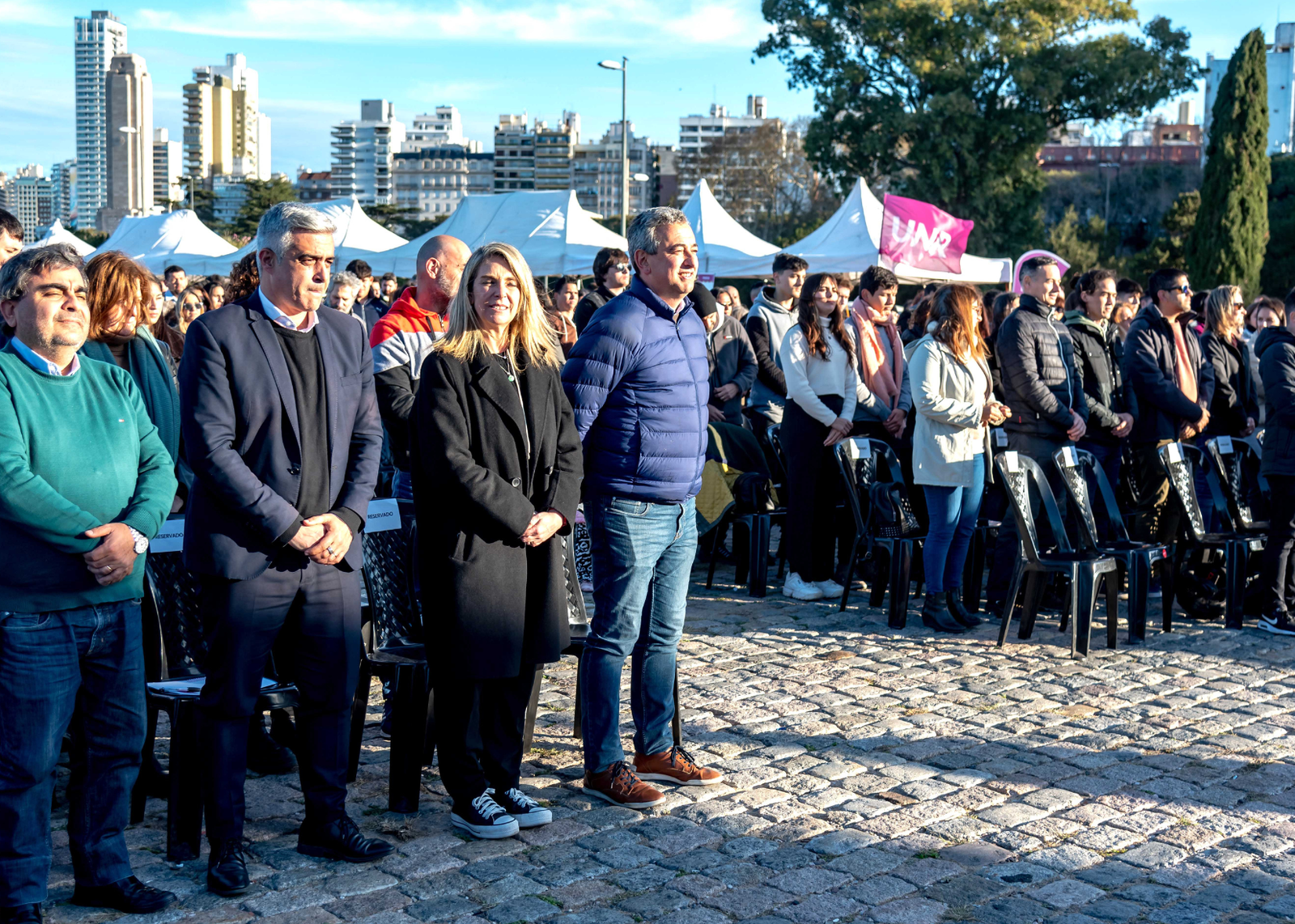 Javkin acompañó la entrega de diplomas de la Escuela de Oficios de la UNR